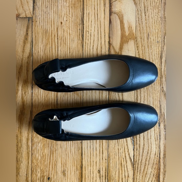 Like-New Everlane Italian Leather Day Heel - Picture 3 of 9